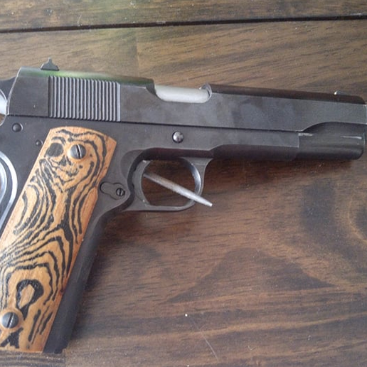 1911 tiger stripe grip panels tool panel 45 acp pistol gun decorative wood grain 3D print model - Mito3D