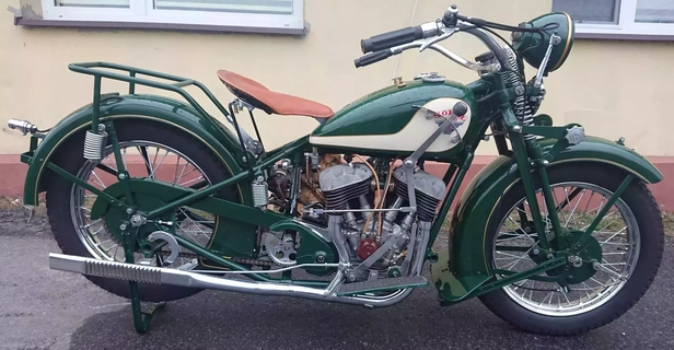1933 1000 cws m111 bicicleta moto motocicleta veículo rodas motociclista esporte gangue bandido anjos retro 3d print model - Mito3D