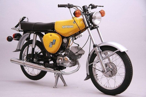 1980 simson s51 bicicletta moto motociclo veicolo ruote motociclista sport banda fuorilegge angeli retrò 3d print model - Mito3D