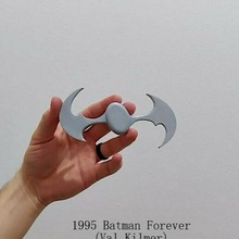 1995 batarang batman toy display wall hanging superhero dc batwoman robin weapon comics 3d print model - Mito3D