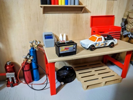 1 10 scale battery car truck accessory everstart 3d print model - Mito3D