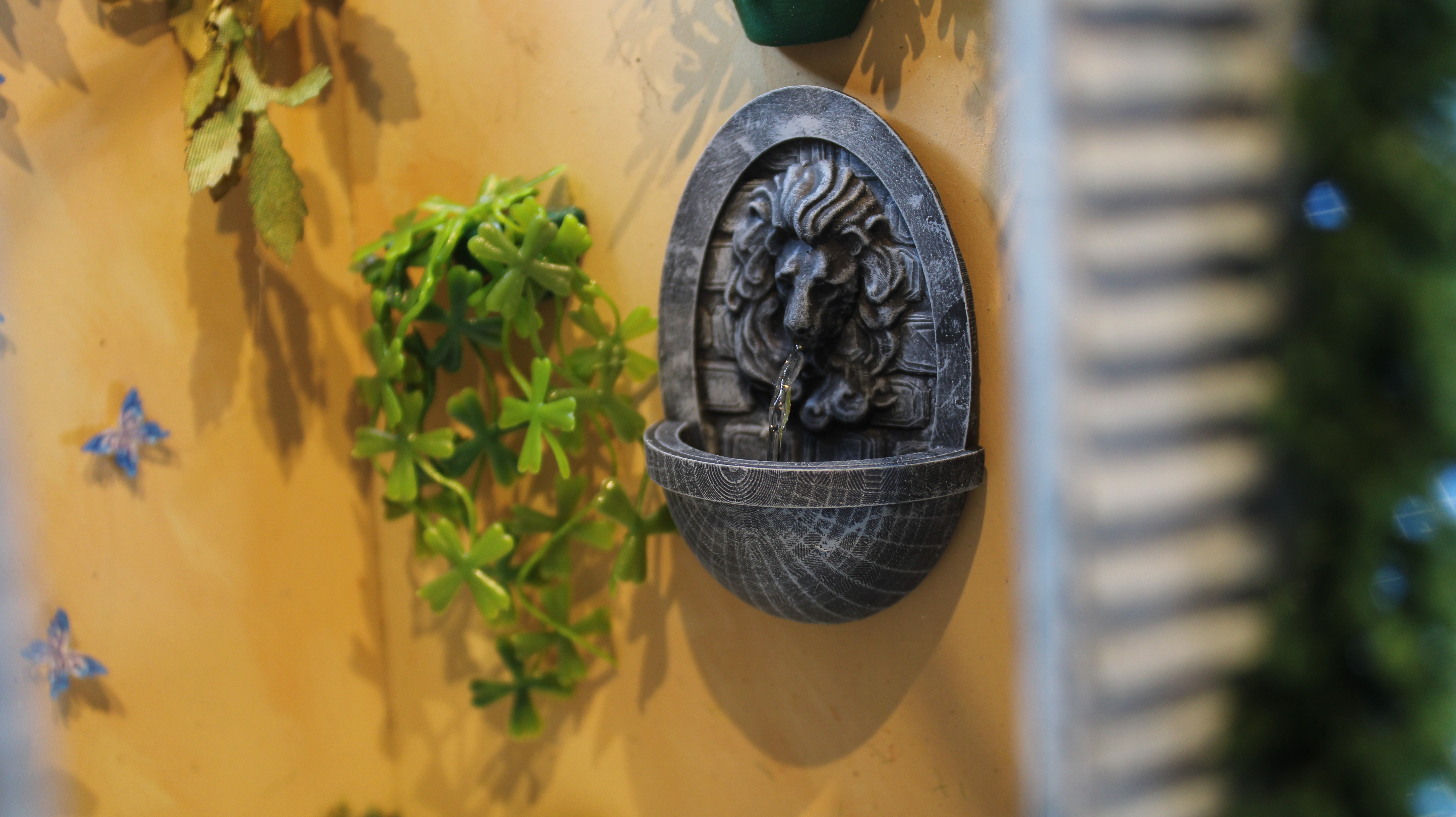1 12 agua fuente miniatura divertido dekor pared cabeza león 3D print model - Mito3D