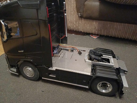 1 14 tamiya kamyon volvo düz çamurluk gadget 3d print model - Mito3D