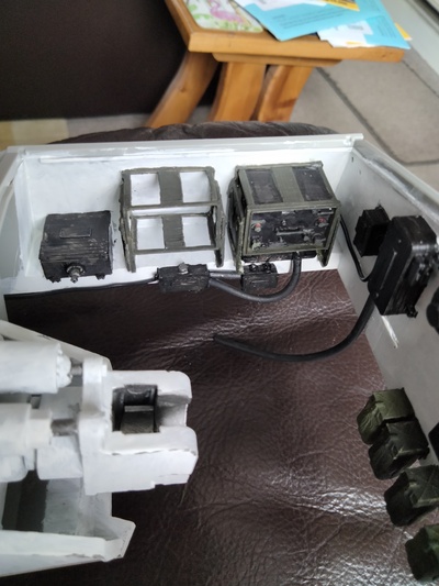 1 16 ölçek ww2 almanca radyo ayarlamak tank iç mekanlar model 3d print model - Mito3D