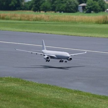 1 30 l'échelle de l'a330-300 rc modèle 2006mm d'envergure jeu contrôle à distance airbus vol en avion jet 3d print model - Mito3D