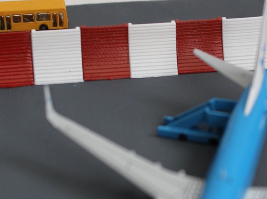 1 400 flughafen sprengen zaun spiel boden unterstützung ausrüstung gse luftstützpunkt flugzeug flugplatz gepäck container handhabung lader geladen uld breiter körper 3d print model - Mito3D