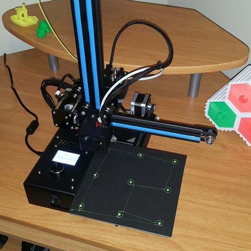 1 dakika yatak seviye testler 150mm 200mm yataklar Oto tesviye Buildtak bardak ısıtılmış baskı Ölçek 3d_printing_tests 3D print model - Mito3D