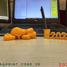 2022 caneta ficar pé arte escritório estacionário 2022year 3d print model - Mito3D