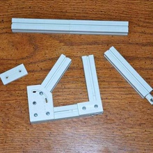 20mm de plástico t-slot extrusão fora datado vários tslot robô a cnc 3d print model - Mito3D