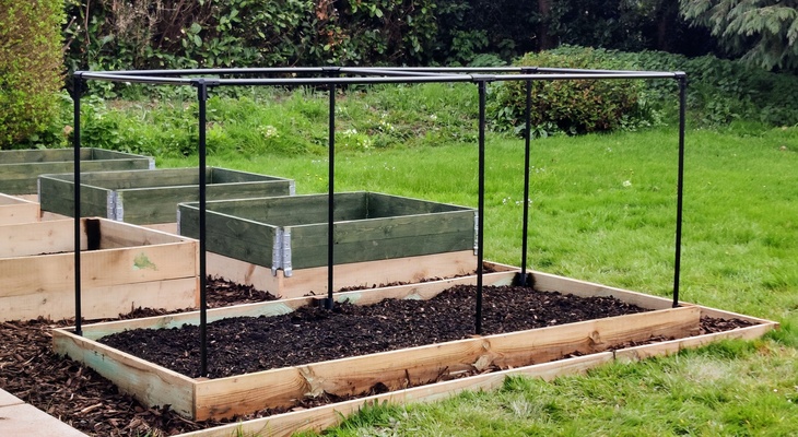 20mm pvc conduit joints home raised beds gardening garden netting vegetable 3d print model - Mito3D