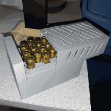 21 204 California munición caja 3d print model - Mito3D