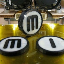 2 color makerbot moneda mk3 2color doble estrusión openscad paramétrico 3d print model - Mito3D