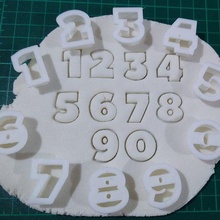 2cm biscotto taglierina numeri taglio 3d print model - Mito3D
