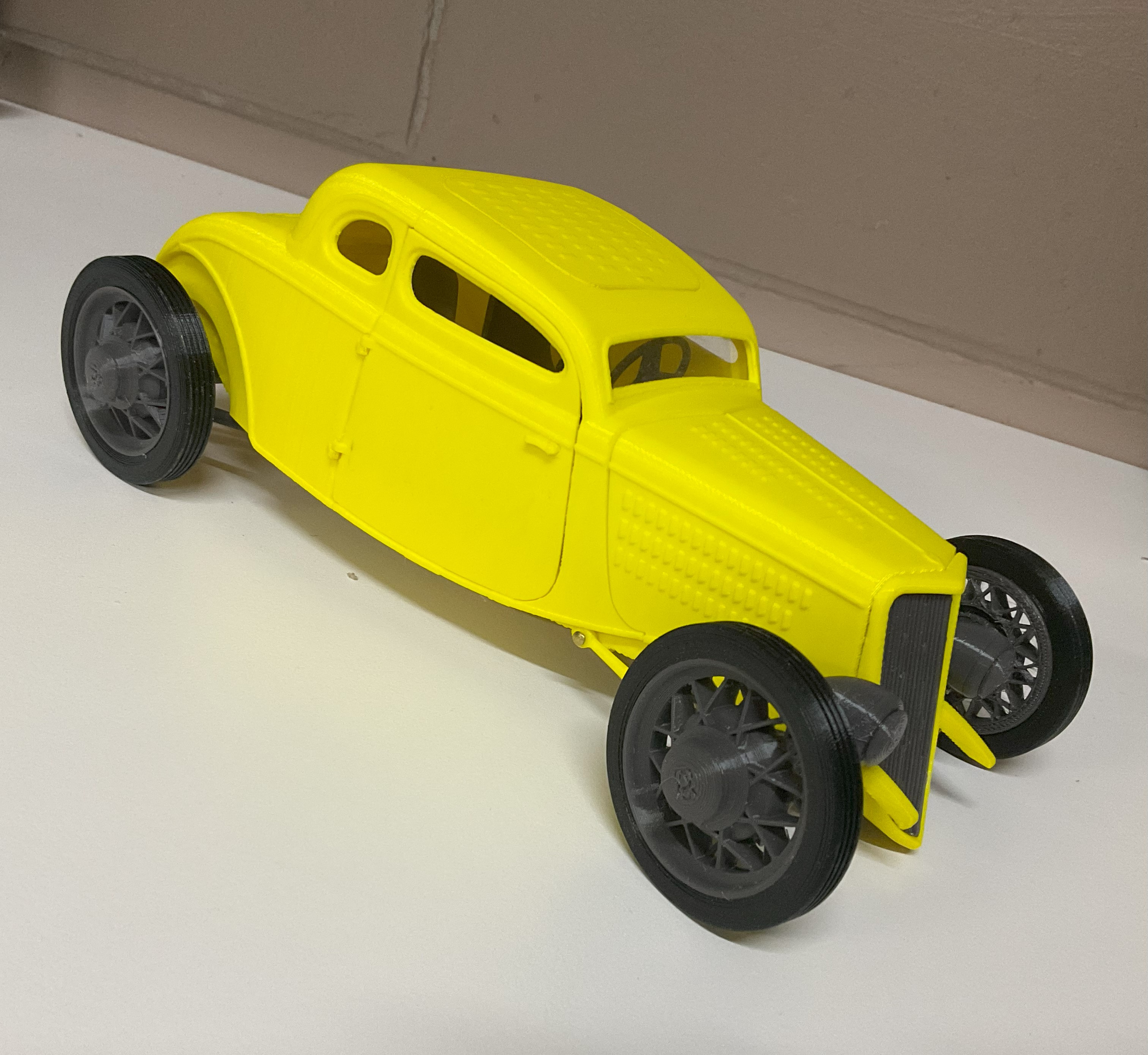 34' 5 witwe coupe 34 1934 window frisiertes auto wagen jahrgang benutzerdefiniert rad gelb motor änderung mod rc knallhart 3D print model - Mito3D