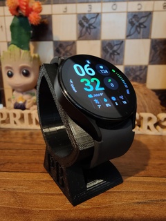 3d-gedruckter armbanduhrenhalter Tools 3d halter uhr watch armbandhalter watchholder pla praktisch stilvoll aufbewahrung schutz deko 3d print model - Mito3D