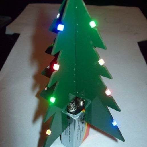 3d Navidad árbol herramienta arboles adornos electrónica 3D print model - Mito3D
