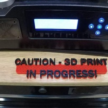 Impressão 3d sinal de progresso a arte makerneer sinais logotipos 3d print model - Mito3D