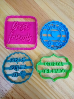 4 cutters friend's day cutter cutting friends friend mass cookie cookies bakery cakes baker confectioner marker 3d print model - Mito3D