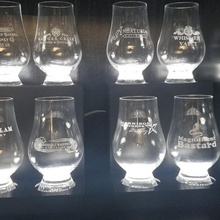 4 glencairn glass lighted stand home whiskey whisky bourbon scotch irish american japense japanese spirt liquor storage glassware bar supplies display holder aiboo cabinet led lighting linkable shiny 3d print model - Mito3D