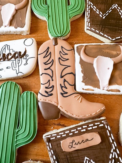 4 sizes cowboy disco cowgirl western rodeo cookie cutter - sharp cutting edge home cookies biscuit biscuits midwestern boot boots 3d print model - Mito3D