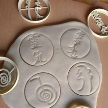 4 usui reiki símbolos massa cortadores arte padaria trabalhos manuais decoração lembrança cortador biscoito argila 3d print model - Mito3D