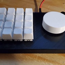 4x4 Makro Pad rotierend Encoder Gadget Macropad Tastatur mechanisch 3d print model - Mito3D