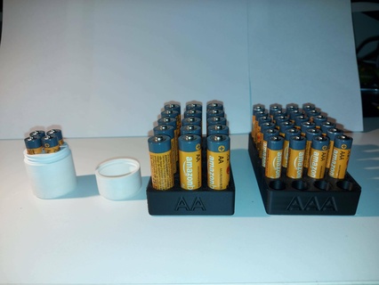 aa & aaa battery holder + box screwing 3d print model - Mito3D
