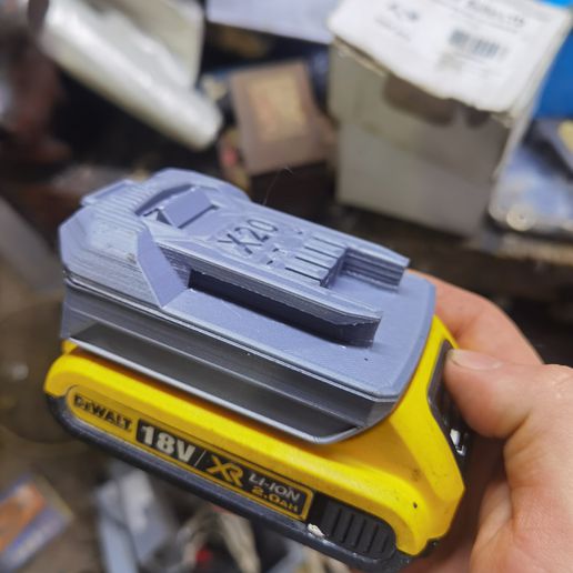 adaptör Dewalt xr park tarafı x20 takım x20team to 20v pil 3D print model - Mito3D