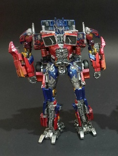 hinzufügen ss o5 optimus Prime Transformer dunkel Mond dotm Spielzeug 3d print model - Mito3D