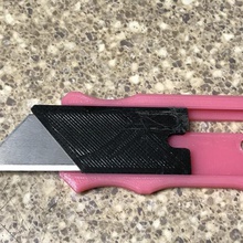 ajusté insérer rétractable couteau utilitaire outil de des outils à main 3d print model - Mito3D