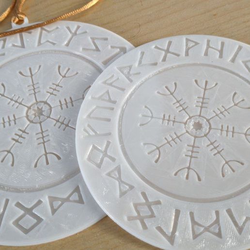 Egishjalmur runas + colar discurso colarinho arte runa viking vikings escudo colares vegv Senhor vegvisir duende brincos jóia porta 3D print model - Mito3D