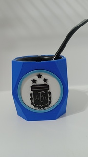 Opa geometrisch Kamerad Kürbisse Meister Welt Argentinien messi Tasse Fußball Champion 3d print model - Mito3D