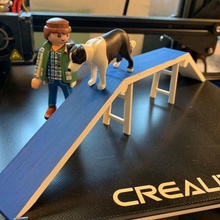 çeviklik köpek yürümek köprü uyumlu Playmobil oyun platmobil 3d print model - Mito3D