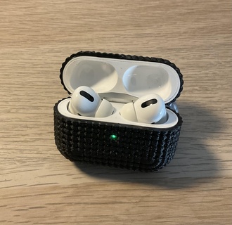 airpods pro case balls box earplugs hull apple earphone 3d print model - Mito3D