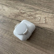 artag monter airpods titulaire soutien airtags Pomme airpod téléphone portable 3d print model - Mito3D