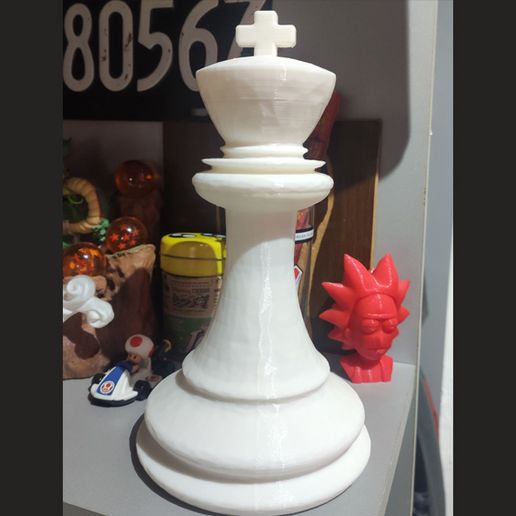 alcancia king chess coin bank gadget 3D print model - Mito3D