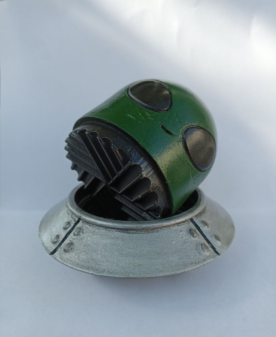 extraterrestre broyeur martien pica hachoir marijuana cannabis télescopes pc cultes vert l'amour 3D print model - Mito3D