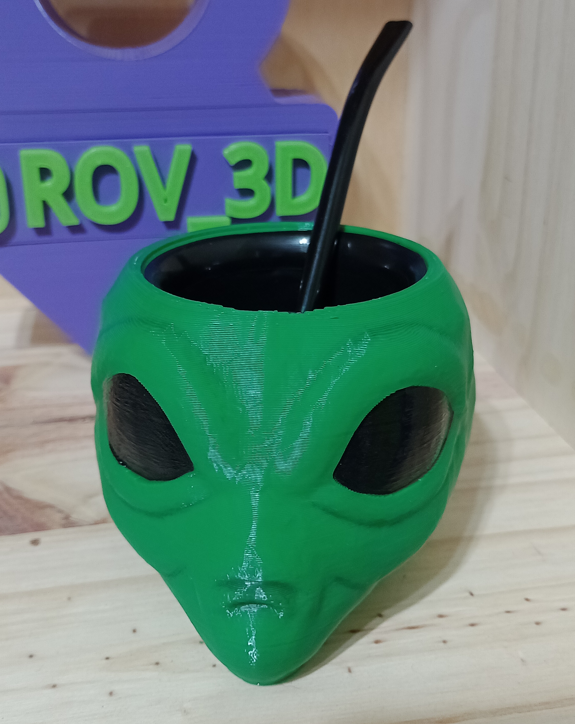 alieno compagno zucche extraterrestre ufo verde marziano 3D print model - Mito3D