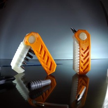 alpha penguin ferramenta multi-usos chave de fenda bolso diy gadget 3d print model - Mito3D