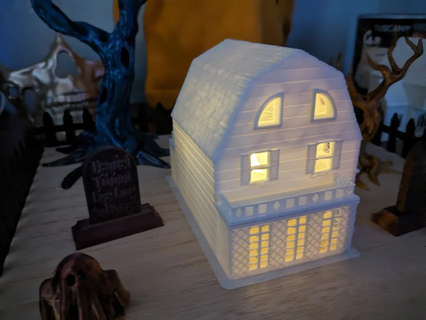 Amityville Grusel Haus Amityville Grusel Halloween Urlaub Dorf Pop Kultur Grusel Häuser 3d print model - Mito3D