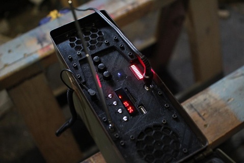 munición estaño estéreo placa frontal audio sonido 3d print model - Mito3D
