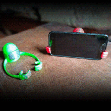 us mobile titolare supporto In piedi Telefono giocattolo tenere 3d print model - Mito3D