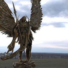 ange statues ailes statue casque guerre fantaisie armure bronze Seigneur tendance Anneaux Trône Fer Narnia sorcier godille 3d print model - Mito3D