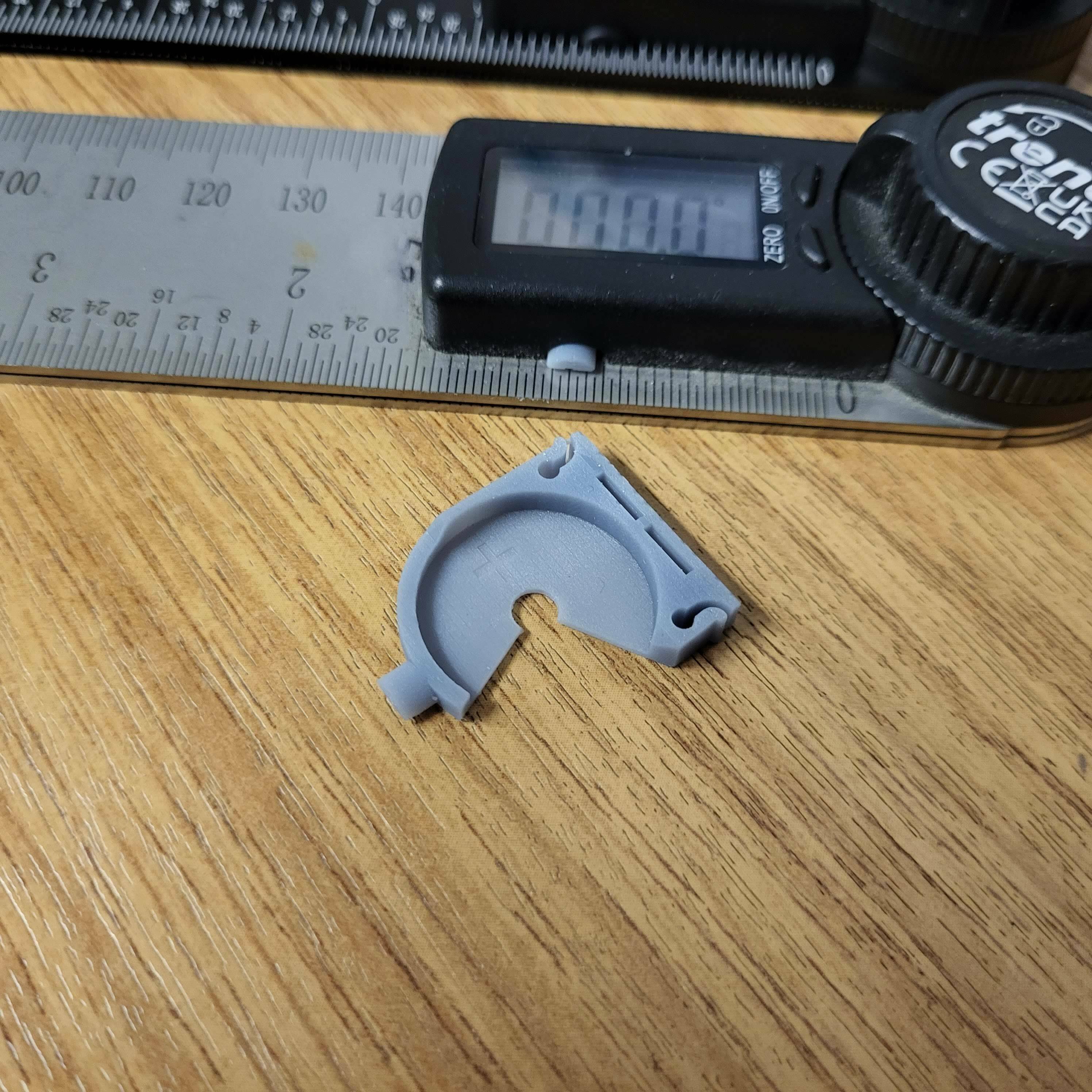 ángulo descubridor batería insertar digital cubierta carcasa funda asiento 3D print model - Mito3D