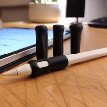 Pomme crayon poignées Ordinaire gros toucher ergo gadget poignée iPad tablette 3d print model - Mito3D