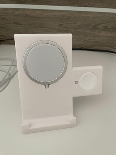 apple phone watch holder mag safe 3d print model - Mito3D