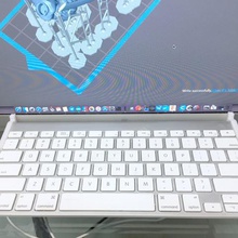 tastiera apple wireless keyboard cinema display gancio strumento di plastica test aggiornamento 3d print model - Mito3D