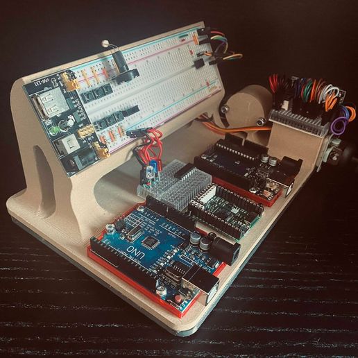 arduino r3 pyboard prototipos tablero herramienta micro pitón lógica integrado circuitos motor servo 3D print model - Mito3D