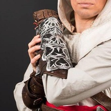 fascia braccio alta gioco altair Assassin's Creed cosplay puntello oggetti scena 3d print model - Mito3D