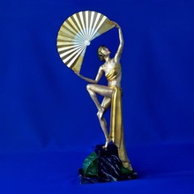 art déco sculpture1 miniature figurine la sculpture maiden dame jeune fille femelle femme caractère personne personnes le ballet de danse statue 3d print model - Mito3D